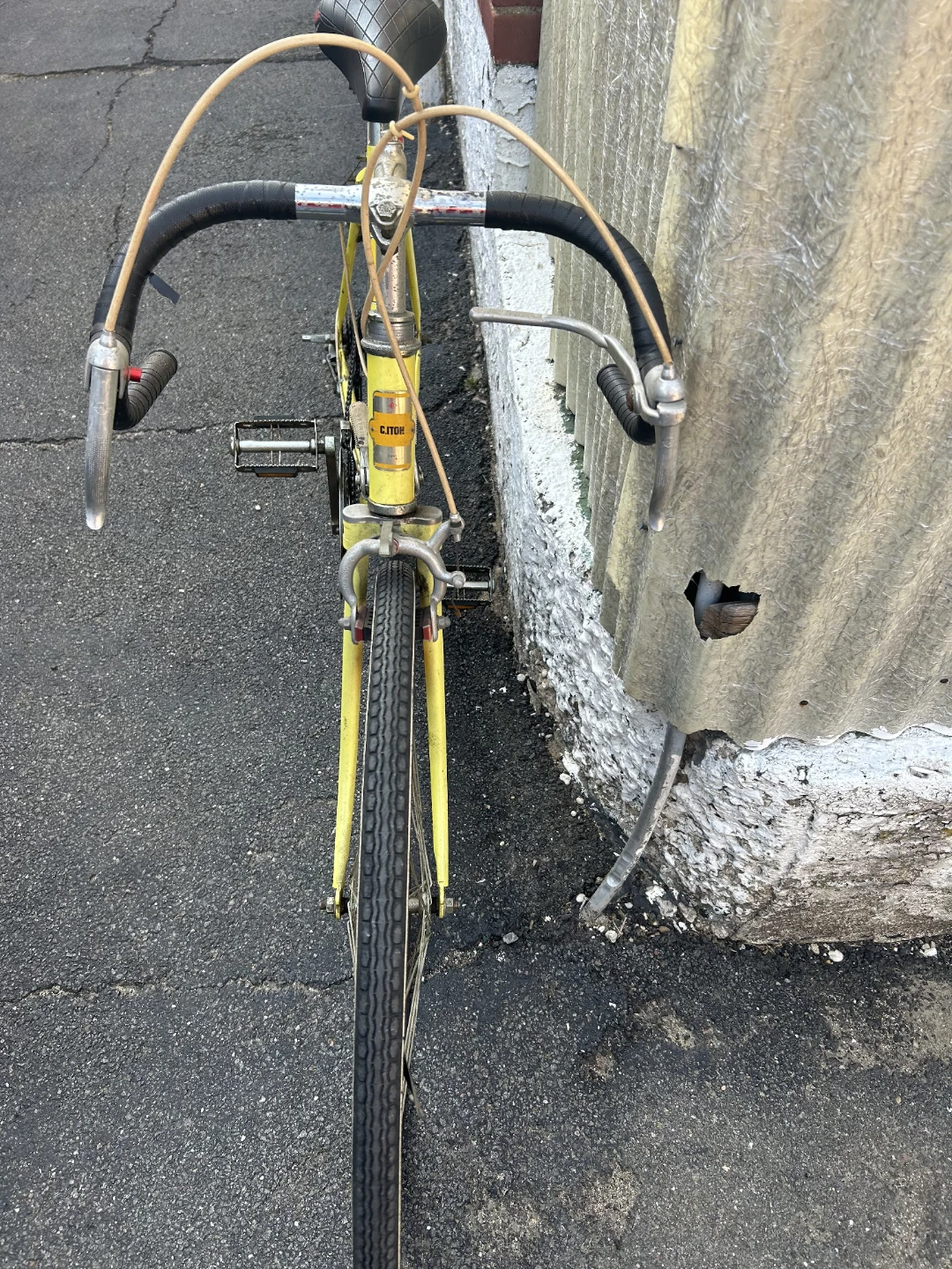 Vintage Yellow Clutch Bicycle - photo 3
