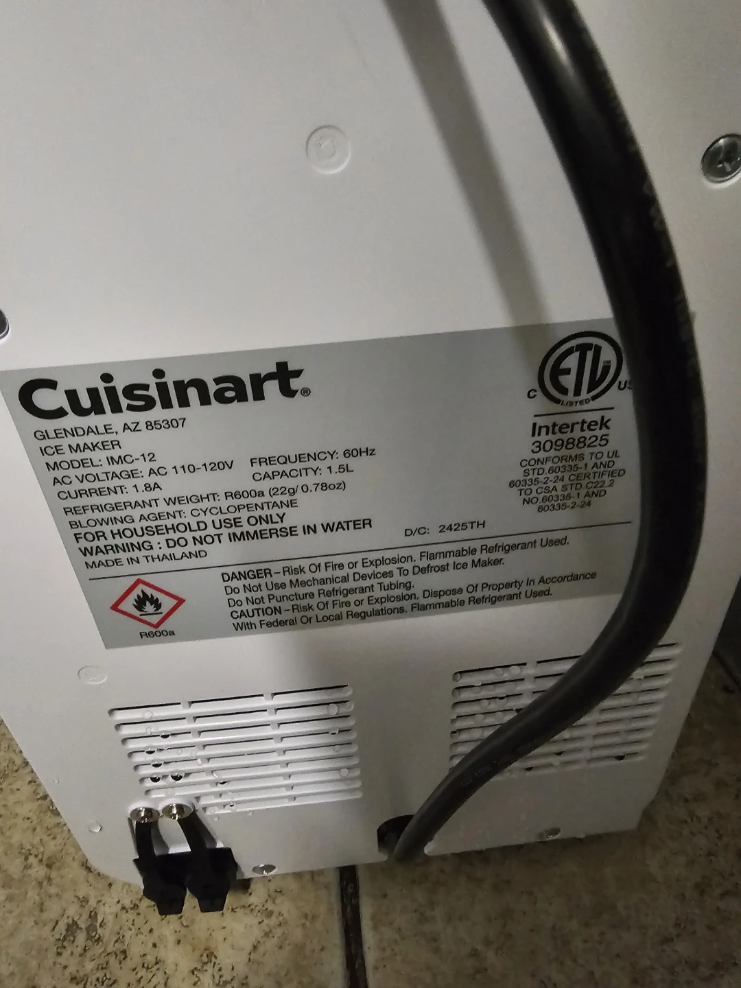 Cuisinart IMC-12 Portable Countertop Ice Maker