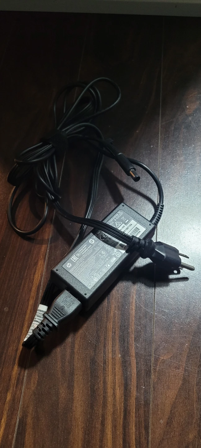 HP AC Adapter 65W Power Supply - photo 3