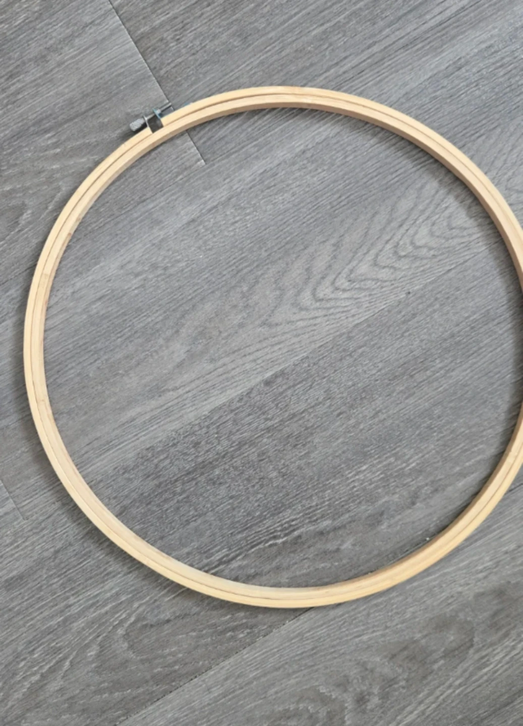Large wood embroidery hoop - 14 Inch 🧵