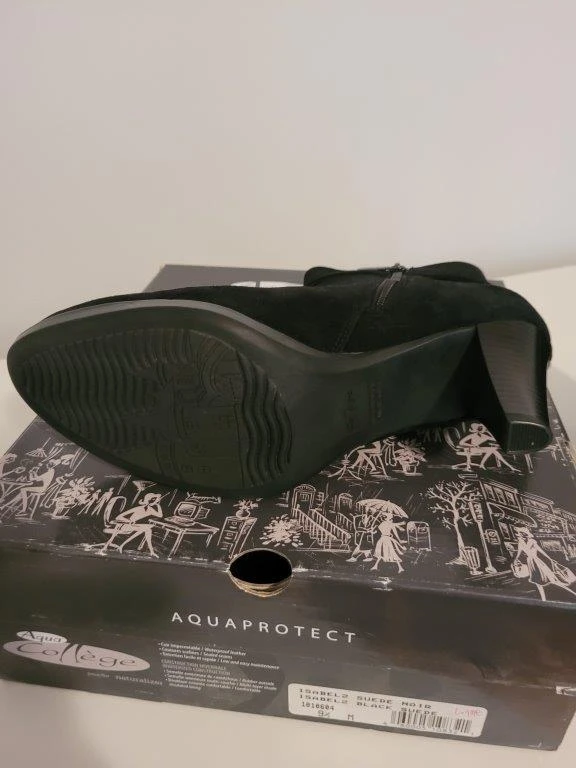 Aqua College Isabel Suede Black Ankle Boots Size 9.5 - photo 2