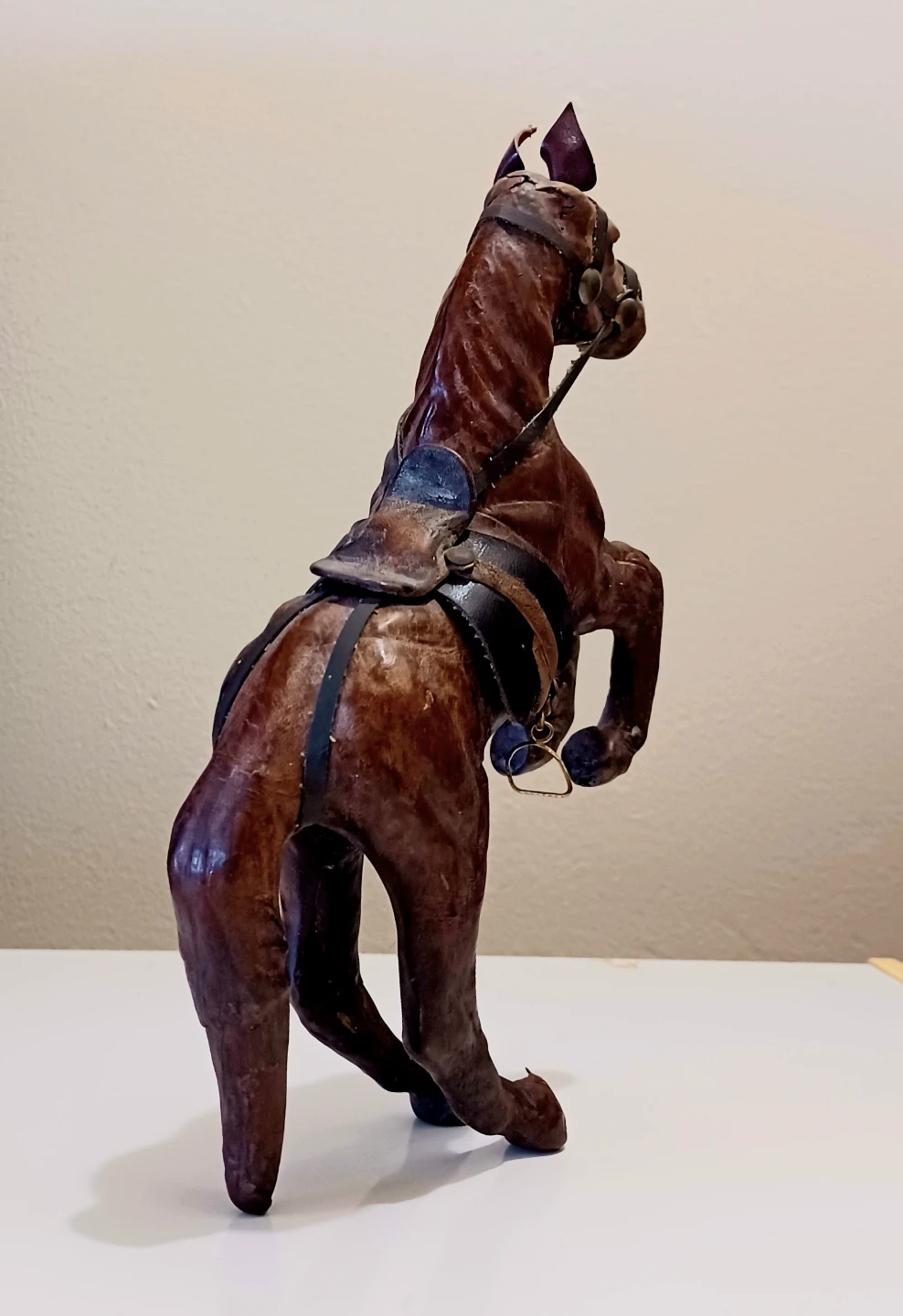 Vtg.Handmade Leather Prancing Horse Statue - photo 2