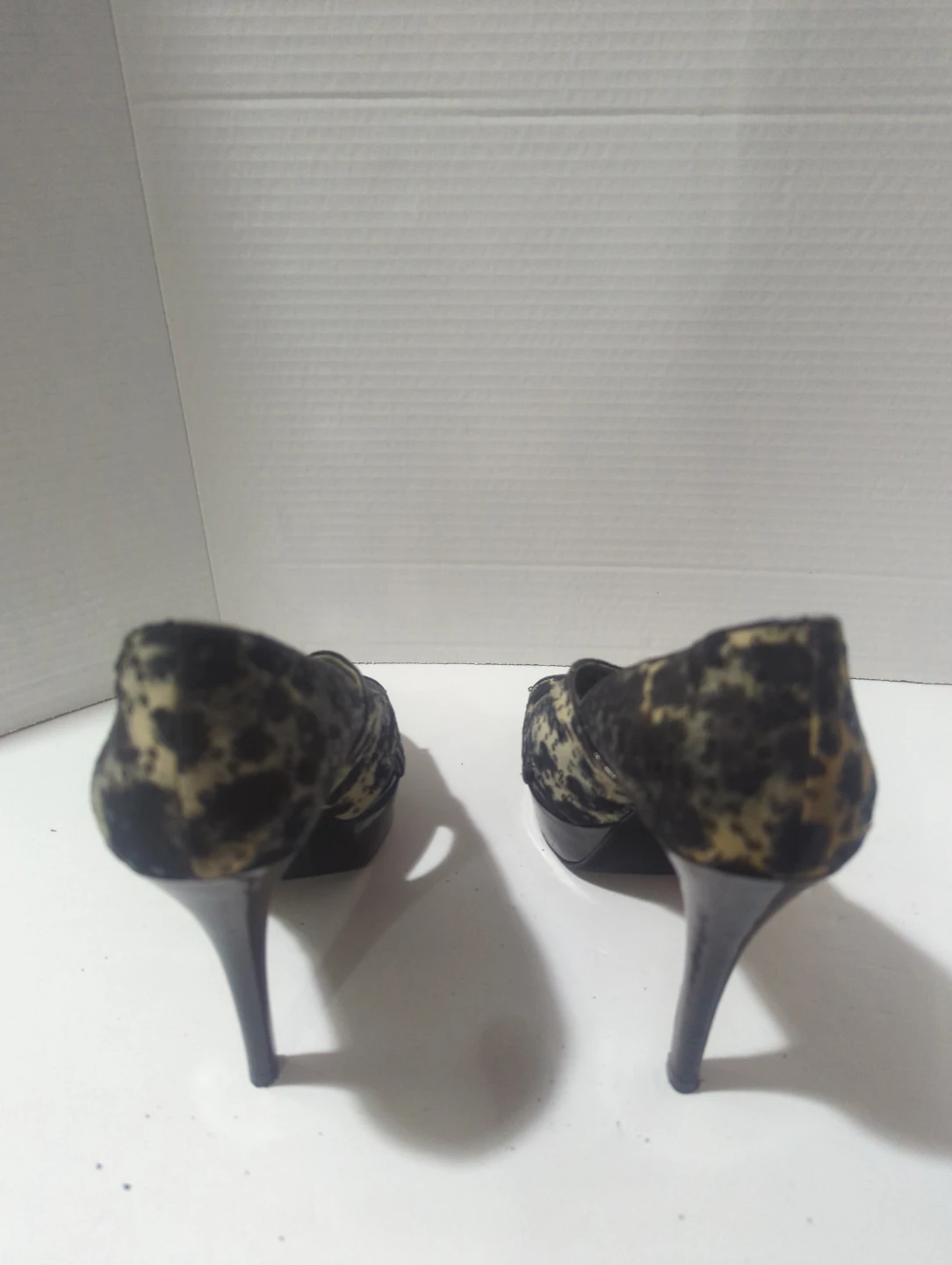 Guess Leopard Print Peep Toe Heels - photo 2