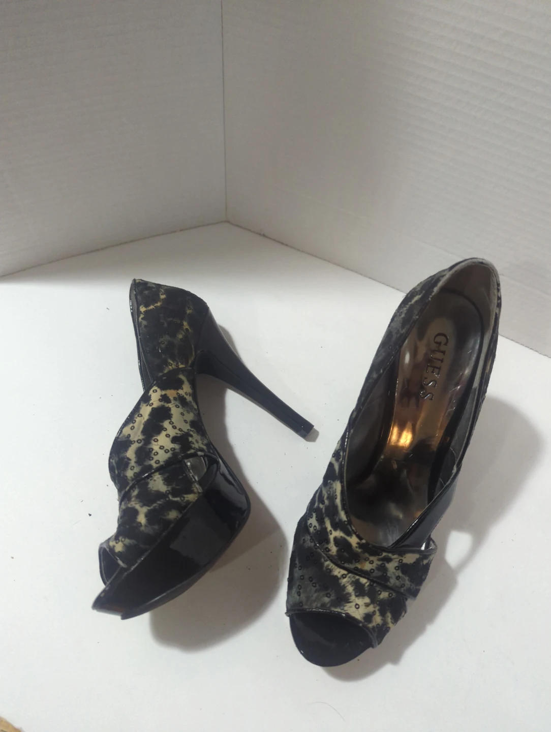 Guess Leopard Print Peep Toe Heels - photo 3
