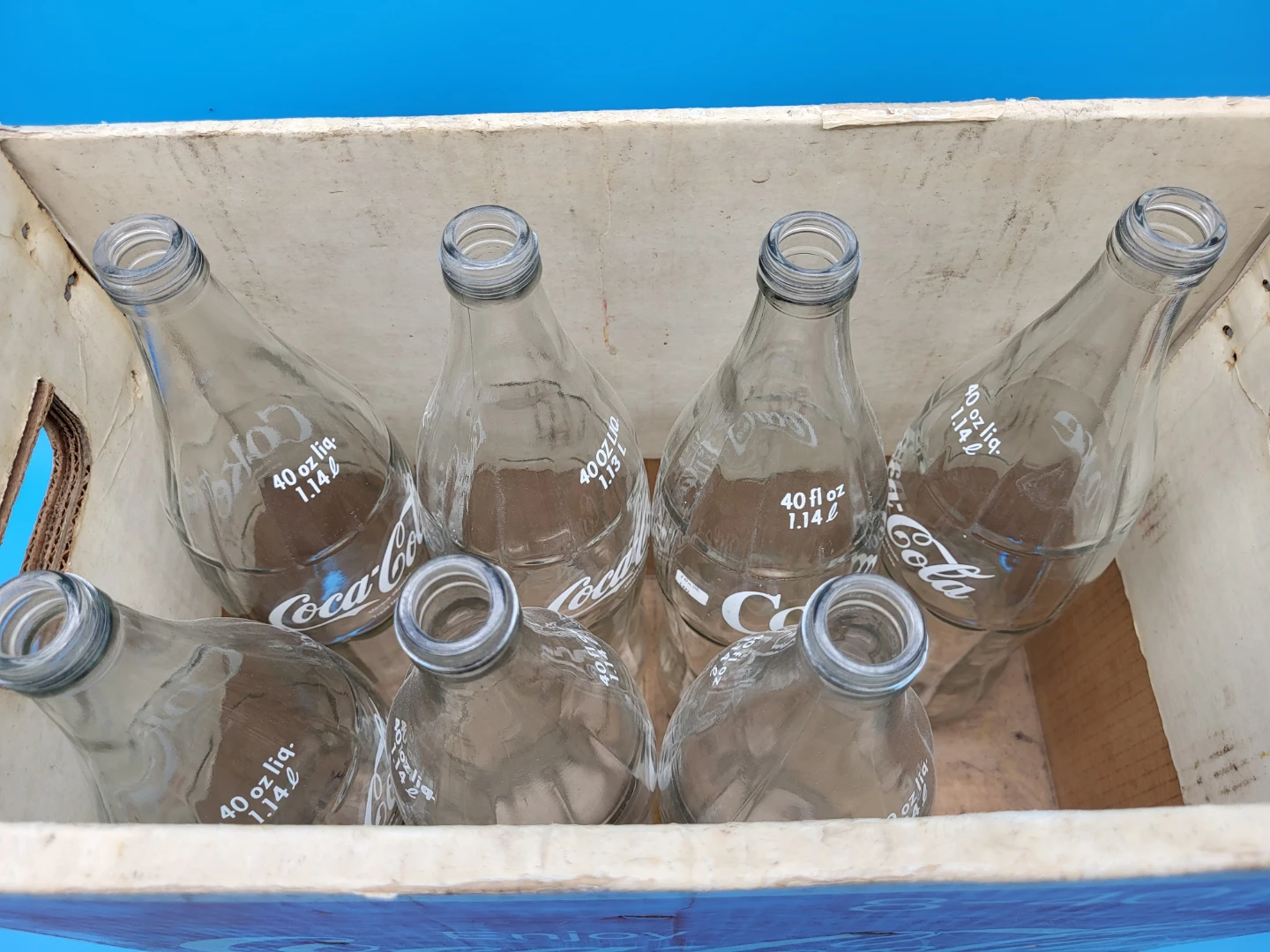 Coca-Cola 8 Bottle Crate with Empty 40 oz Bottles - photo 2
