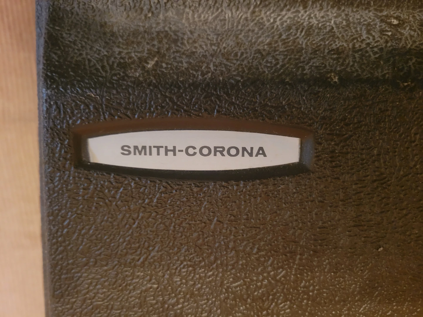 Smith-Corona Coronamatic Super 12 Typewriter - photo 2