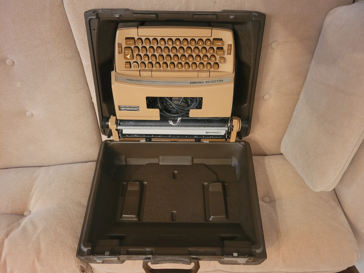 Smith-Corona Coronamatic Super 12 Typewriter - photo 3