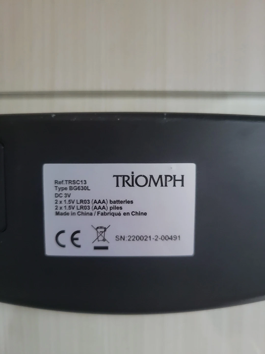 TRIOMPH Glass Digital Bathroom Scale BG630L - photo 3
