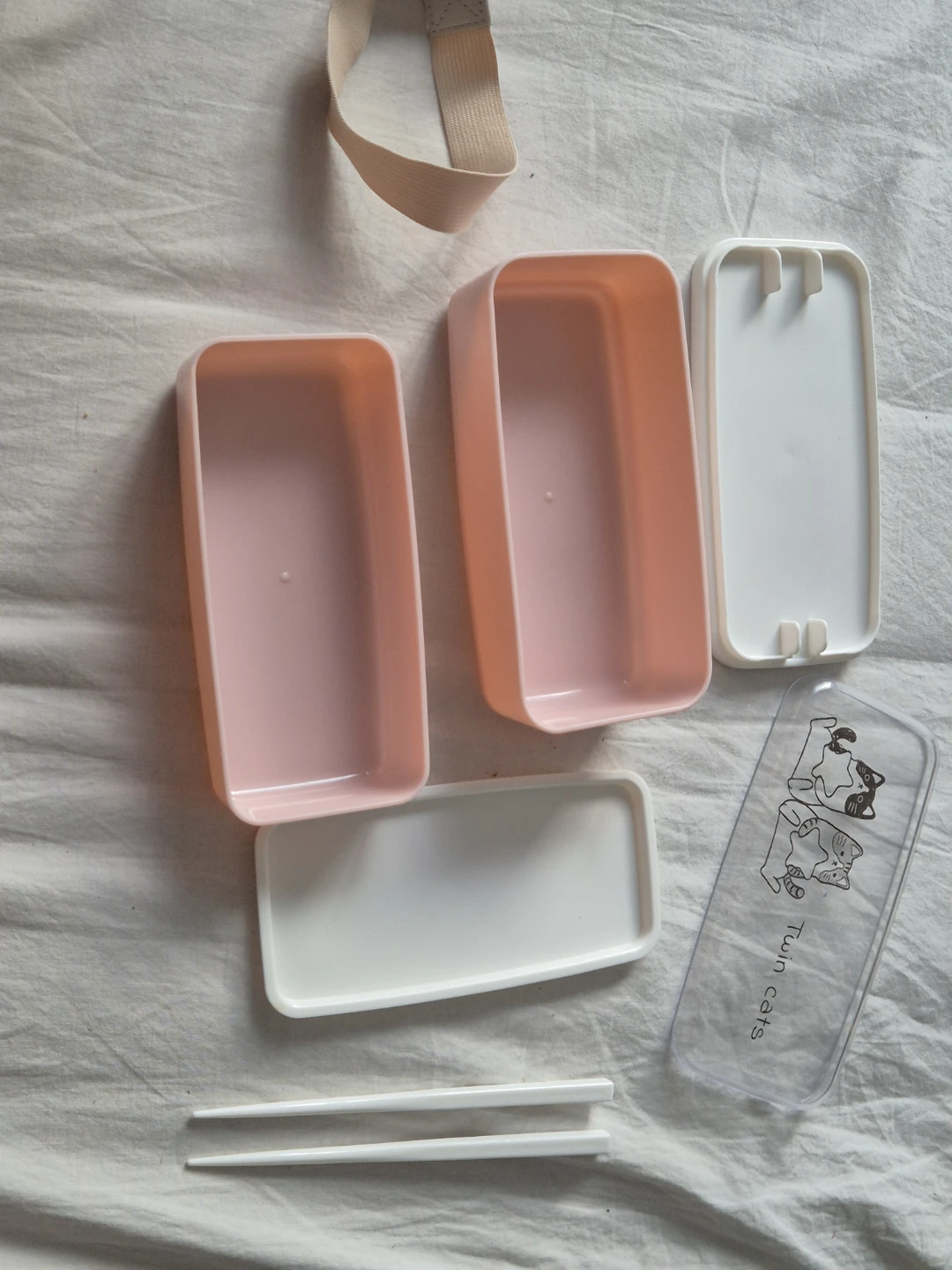 Twin Cats 2 tier Bento Box Lunch Container with Chopsticks - photo 2