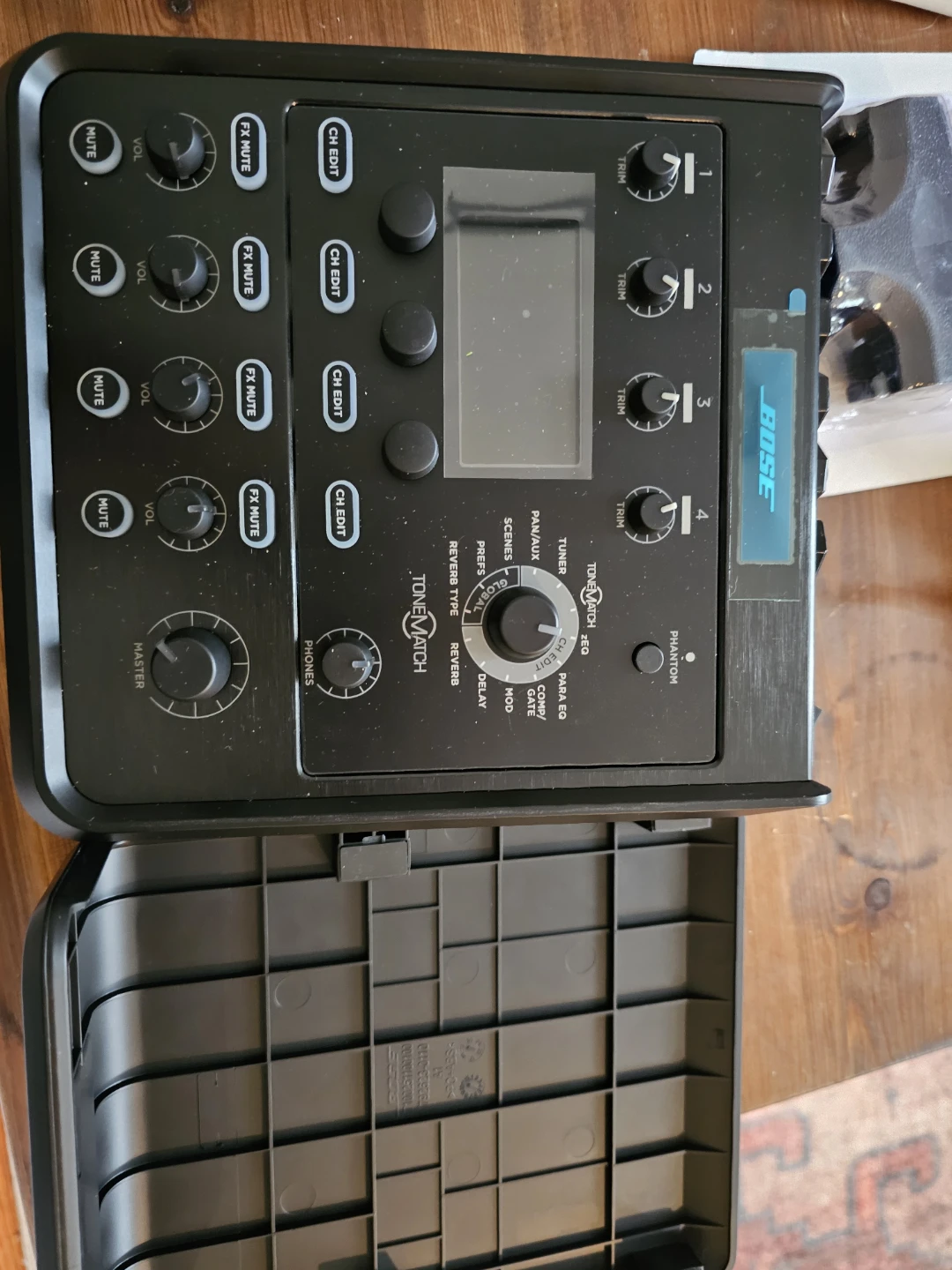 Bose T4S Tonematch Mixer - photo 3