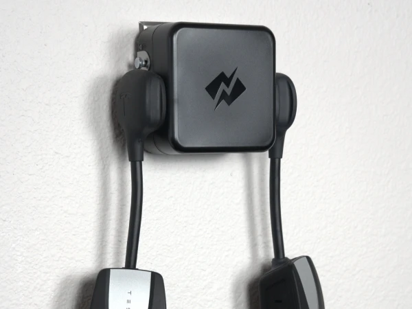 Neo Charge NEMA 14-50 Smart Splitter - Dual EV Charger - photo 5