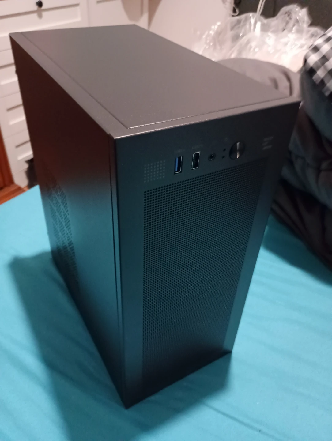 Zalman Cubix Black Micro ATX Mini Tower PC Case - photo 2