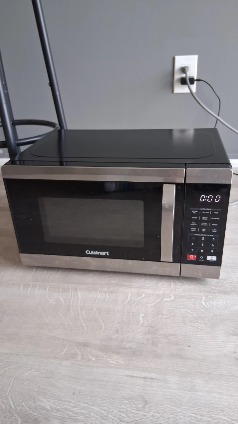 Cuisinart CMW-70 Microwave Oven