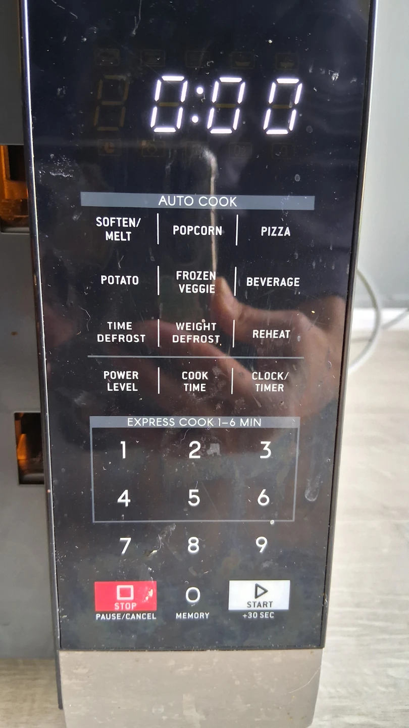 Cuisinart CMW-70 Microwave Oven - photo 3