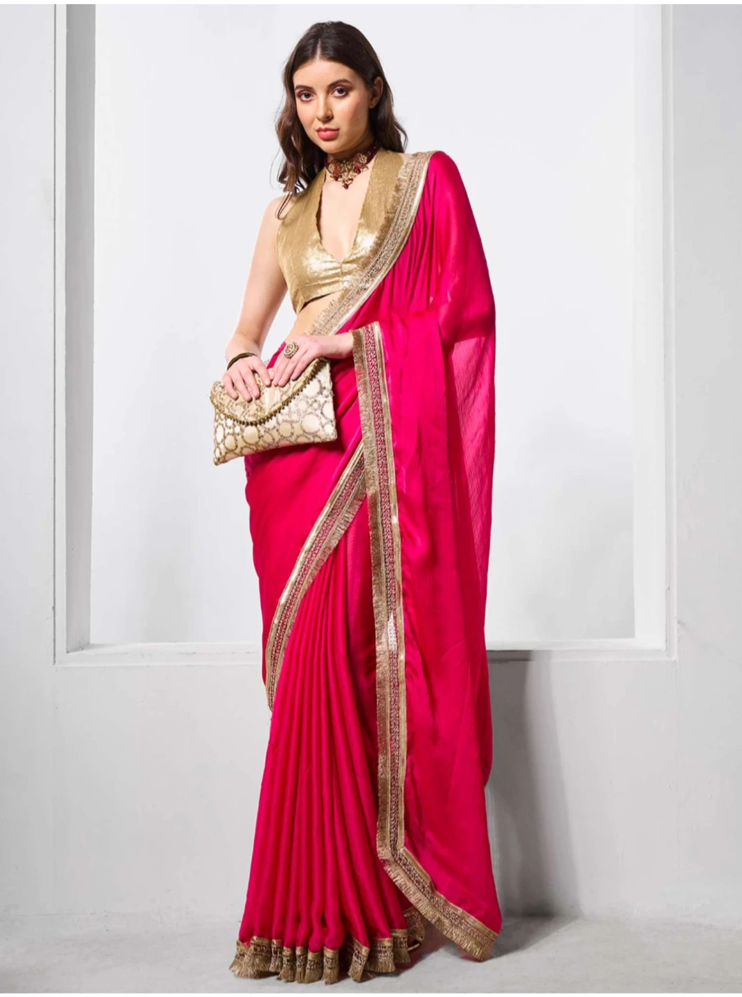 Fuchsia Saree with Gold Border and Blouse - photo 3