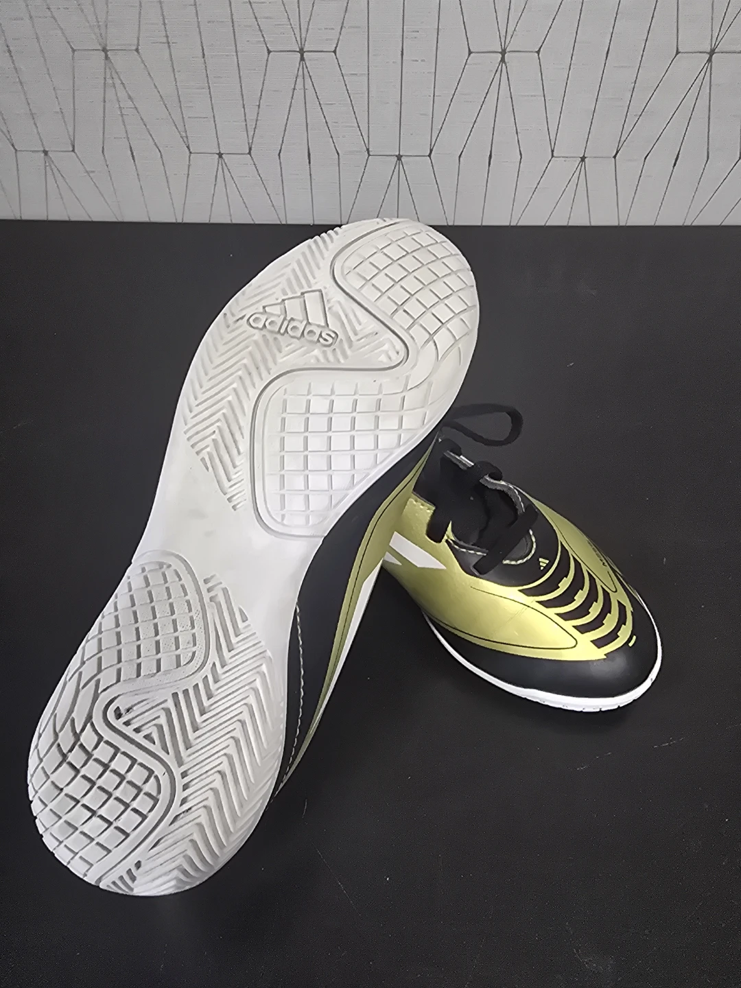 Adidas Messi F50 Indoor Soccer Shoes Gold/Black Youth Size 3 - photo 4