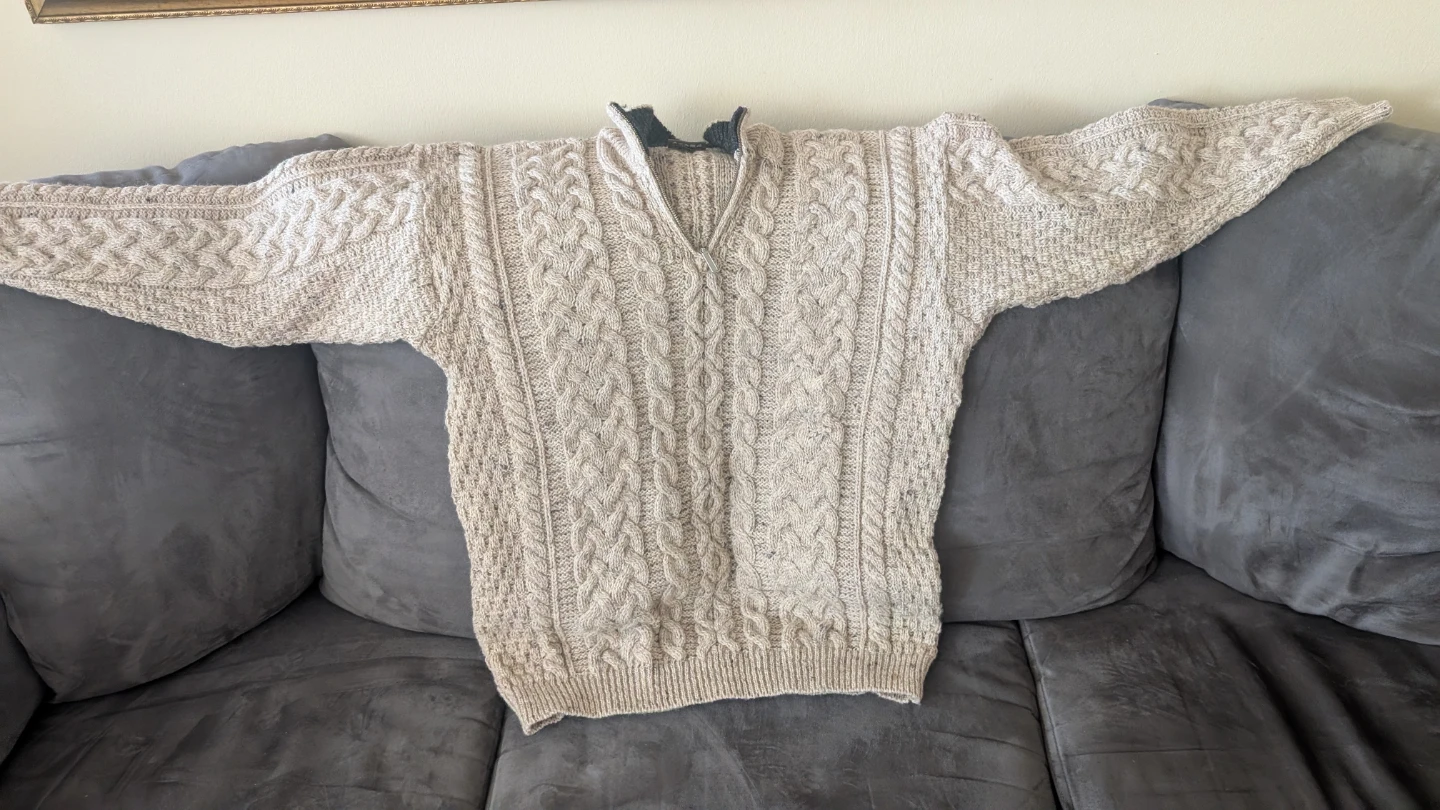 Carraigdon 100% Pure New Wool Aran Sweater - photo 2