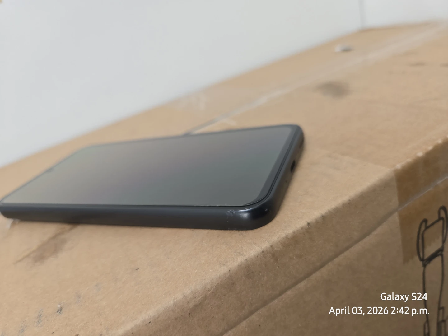 Samsung Galaxy A54 5G with Case +extra screen protector+7gb sd - photo 2
