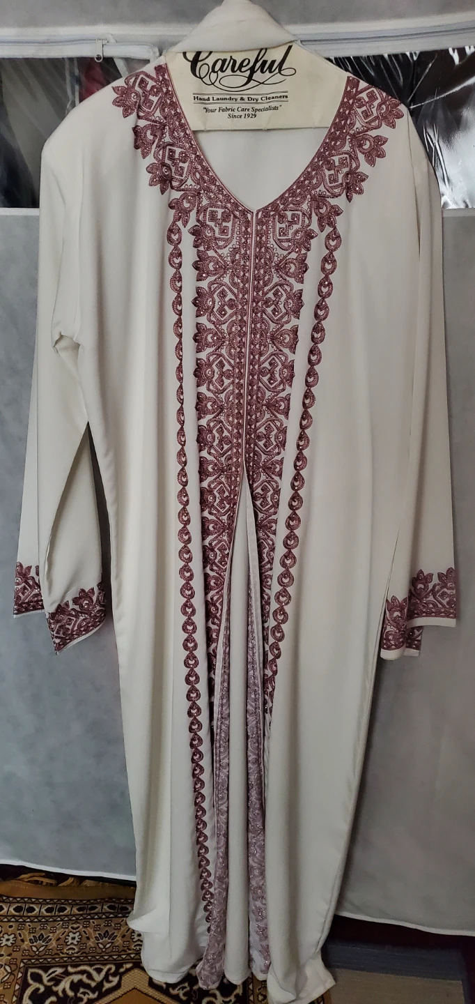 Abayas and dresses store - photo 3