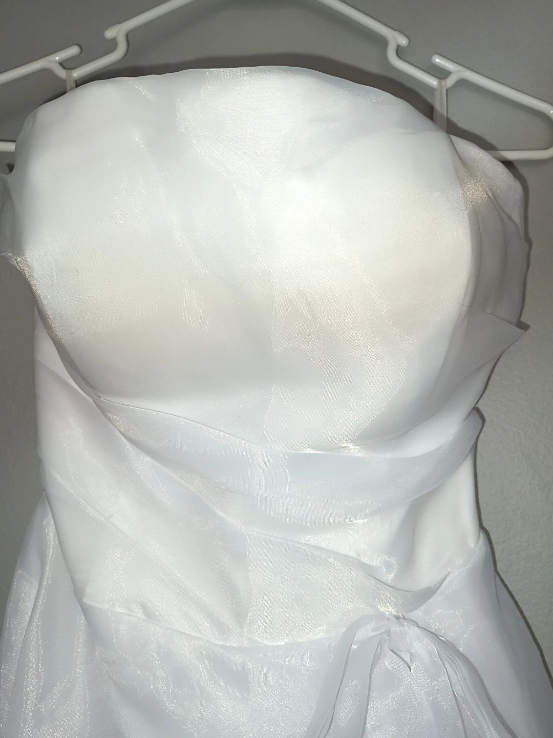 Lovely Size 8 Strapless Corset Back,Tulle Wedding Gown w Train - photo 4