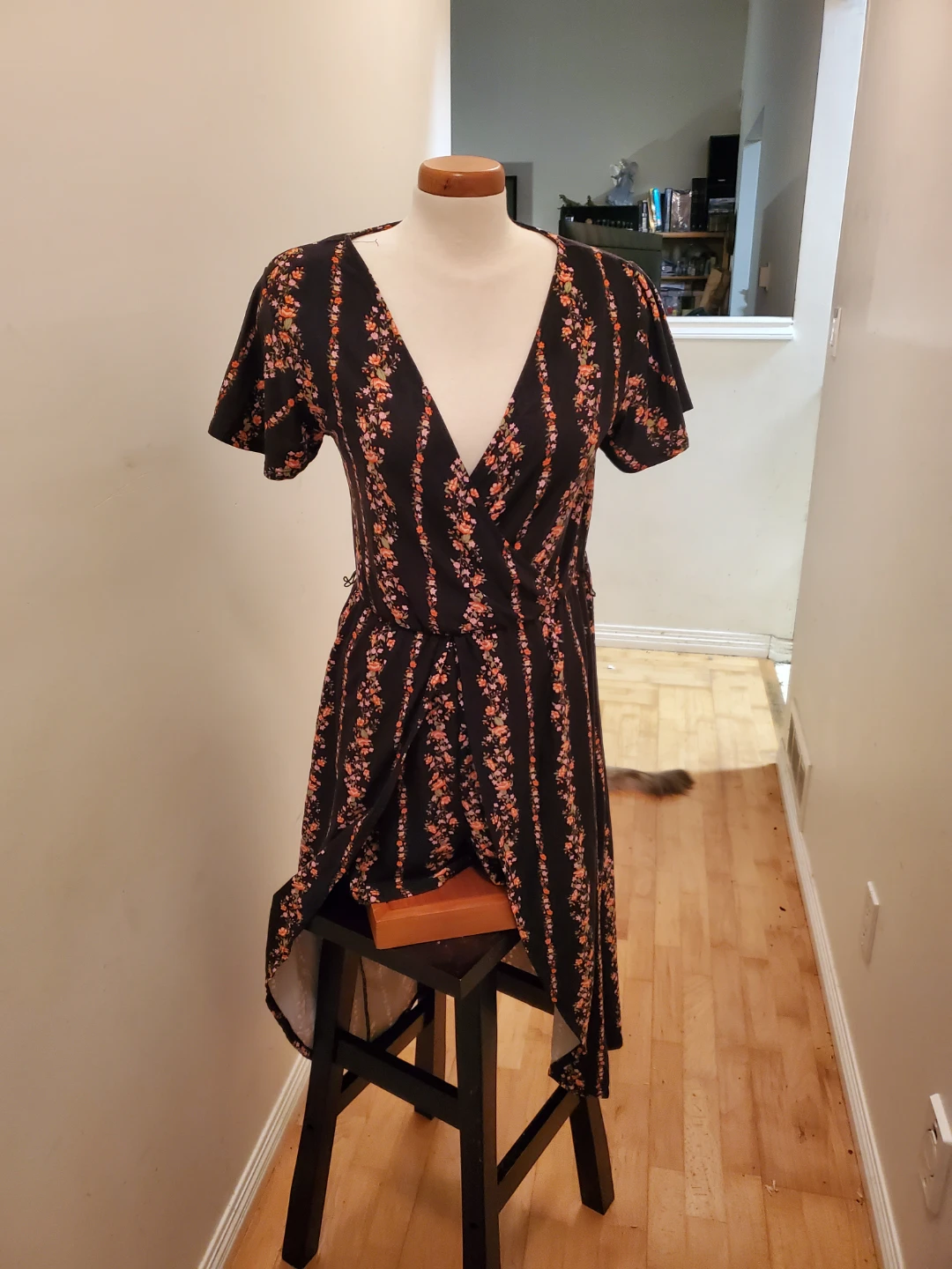 No Boundaries Women's Black Floral Wrap Dress Size XL