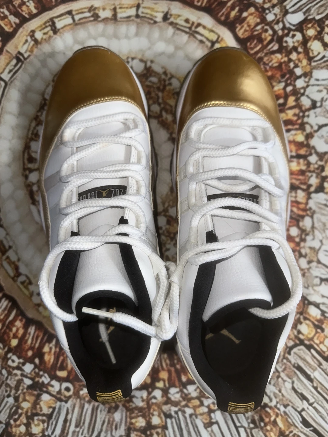 Air Jordan 11 Retro Low Gold White