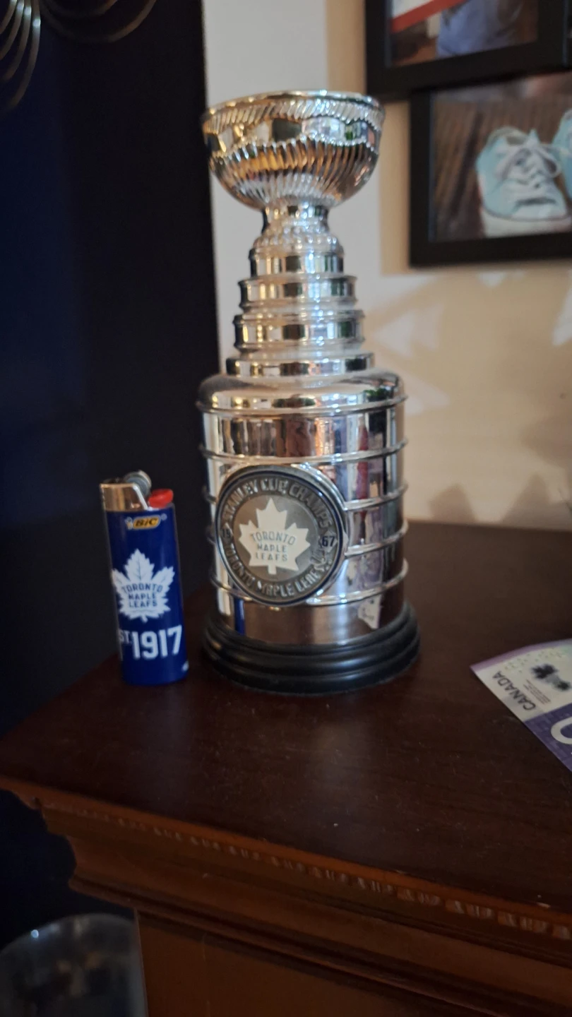 Toronto Maple Leafs Stanley Cup Replica Trophy - photo 2