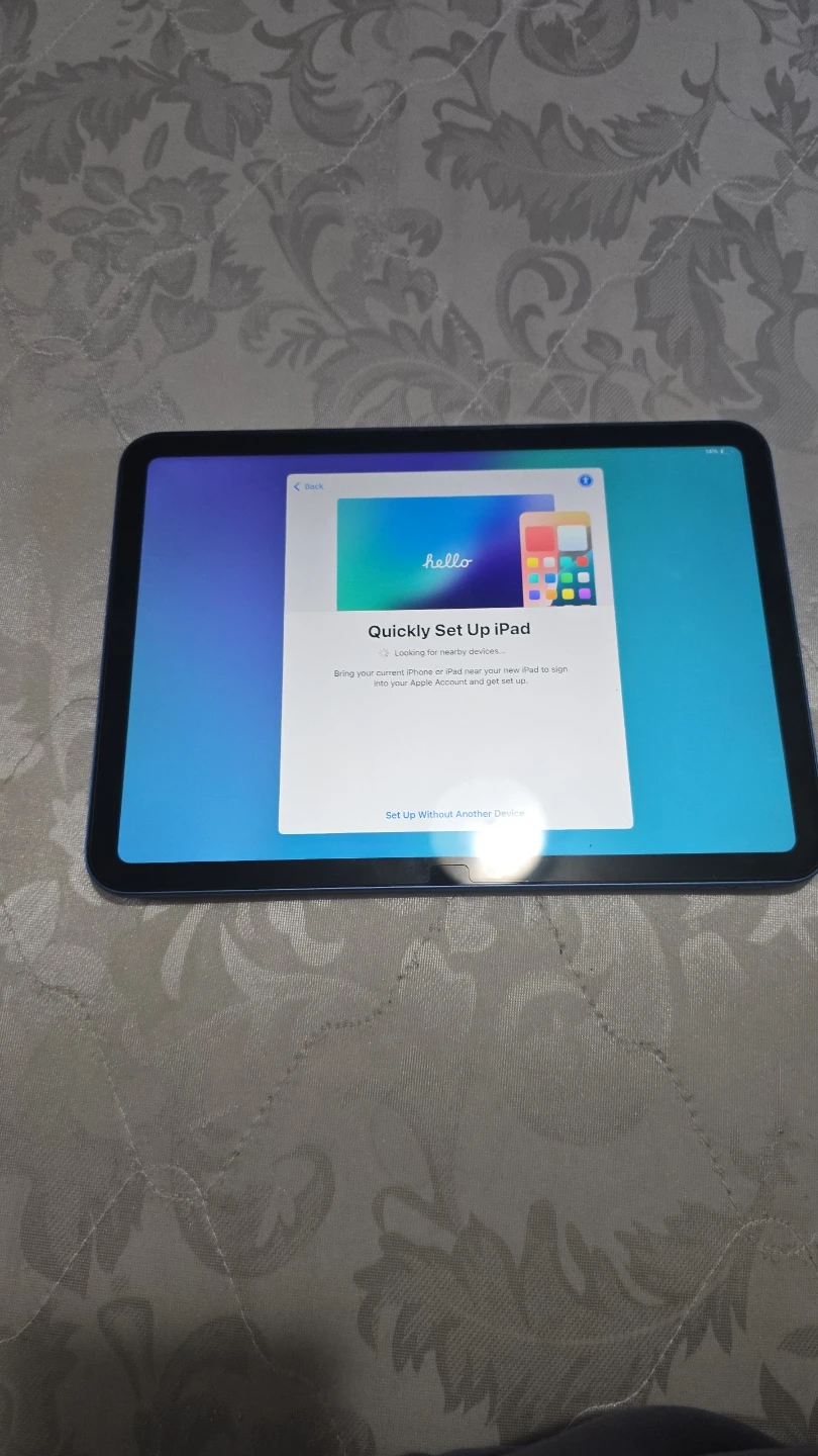 Apple iPad 10th Gen 11-inch - Blue