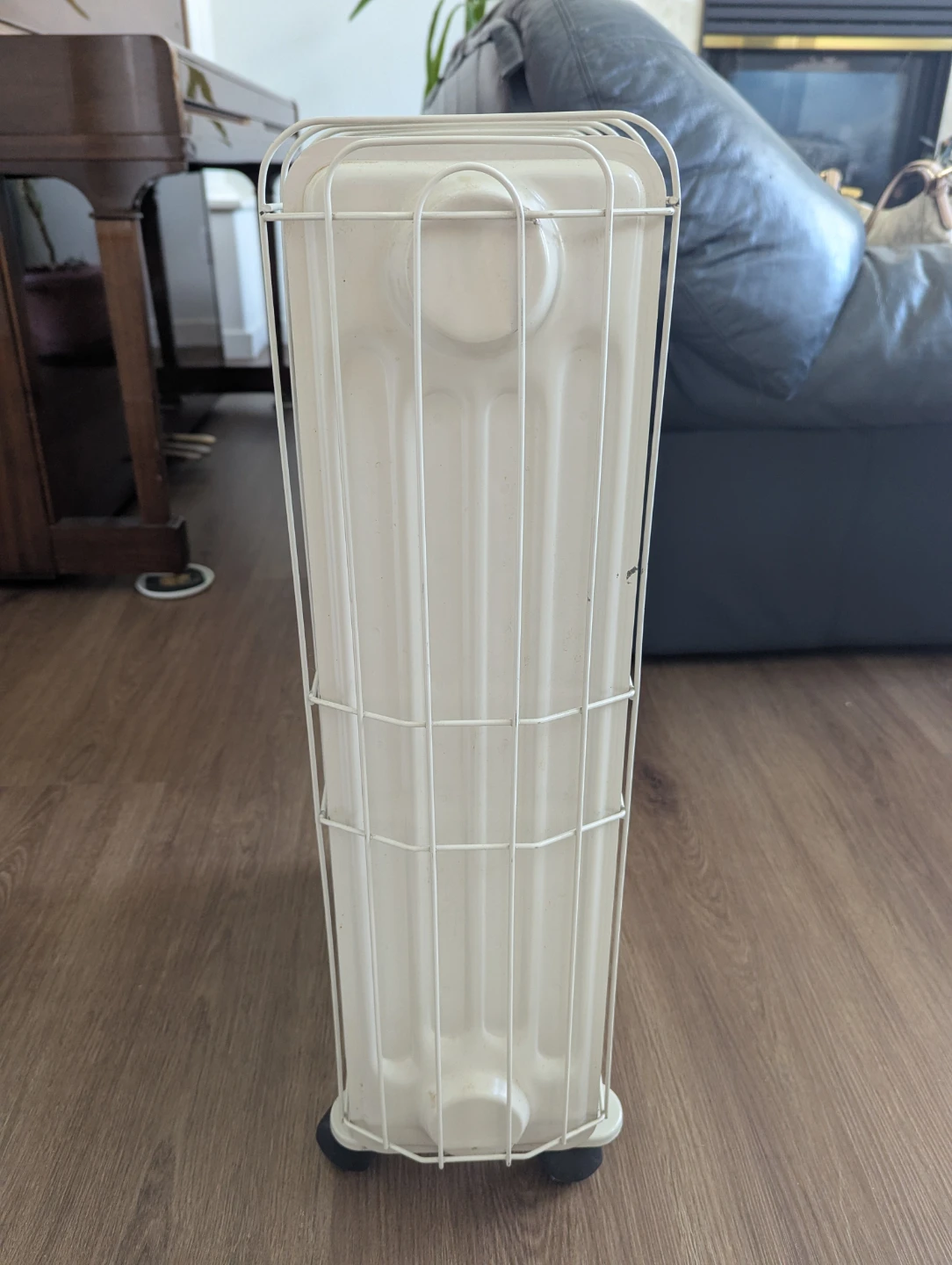 DeLonghi Oil-Filled Radiator Heater - photo 5