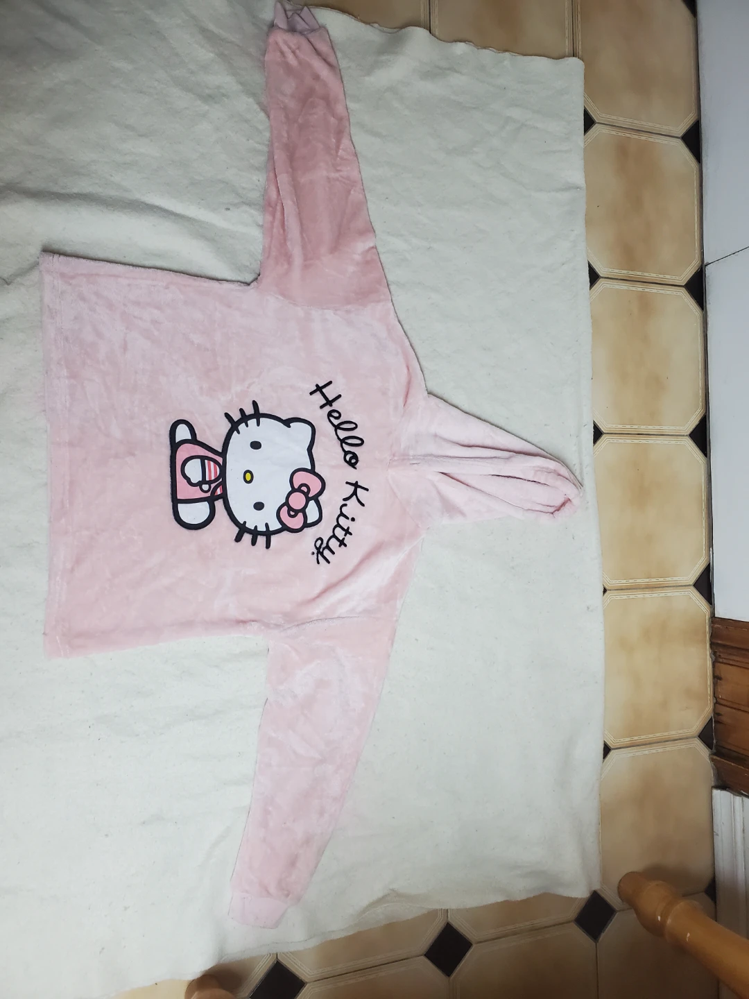 Pink Hello Kitty Fleece Hooded Robe