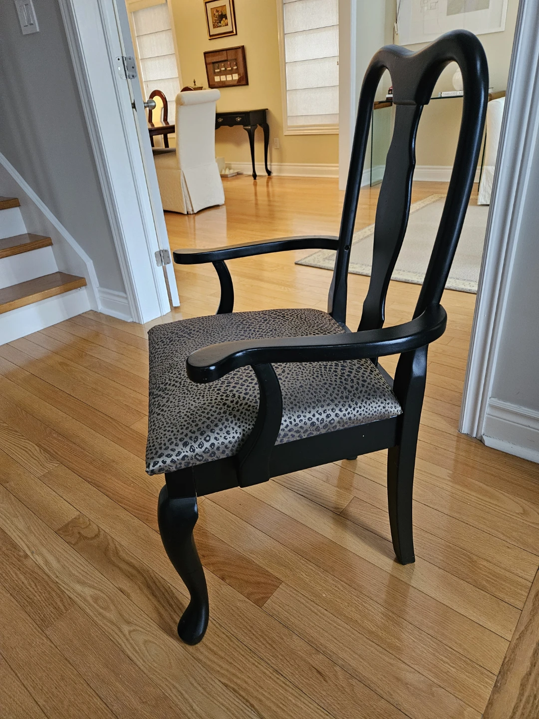 Black Armchair with Leopard Print Seat - photo 2