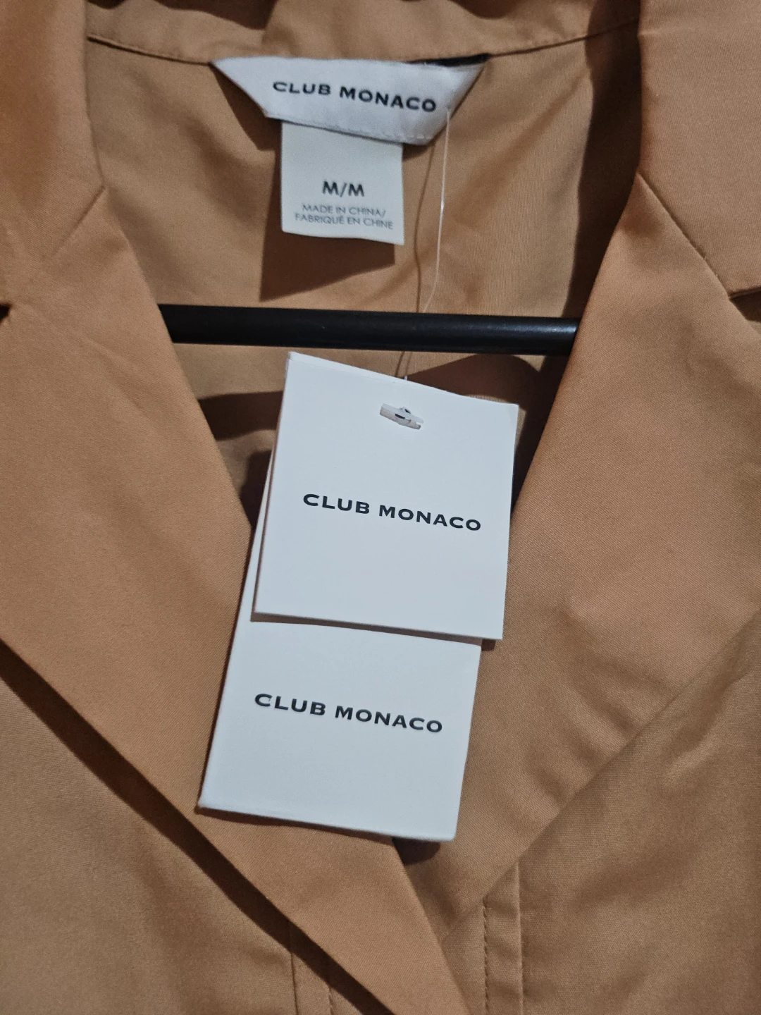 Club Monaco Sandstone Tan Cropped Collar Shirt - Size M - photo 3