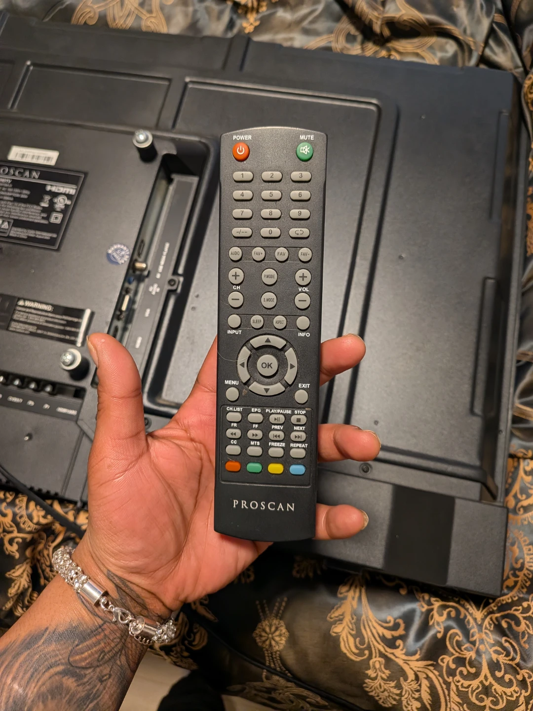40" TV - photo 5