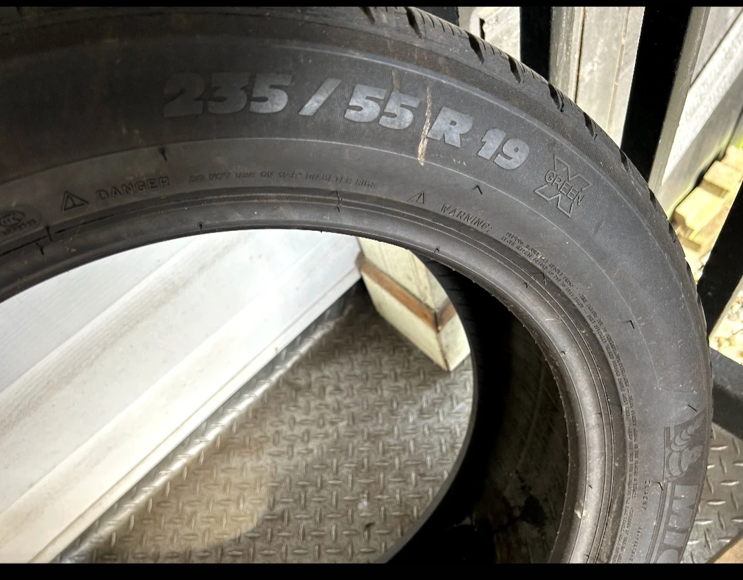 Michelin Latitude Tour HP Tire 235/55R19 - photo 2
