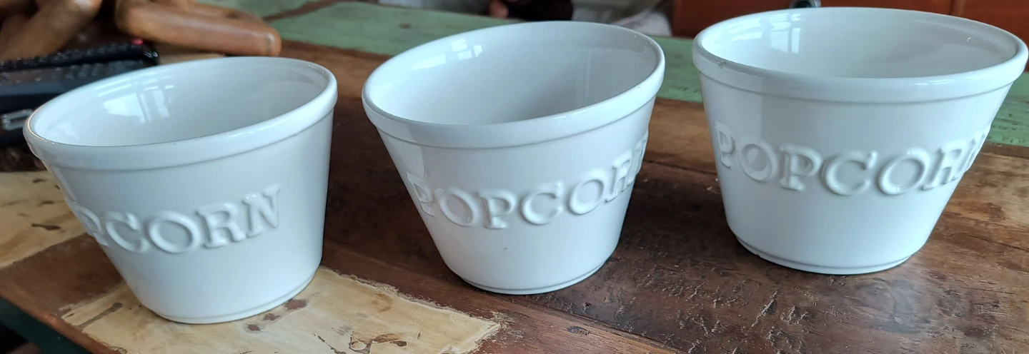 Crate & Barrel White Popcorn Bowls - Set of 3 - photo 2