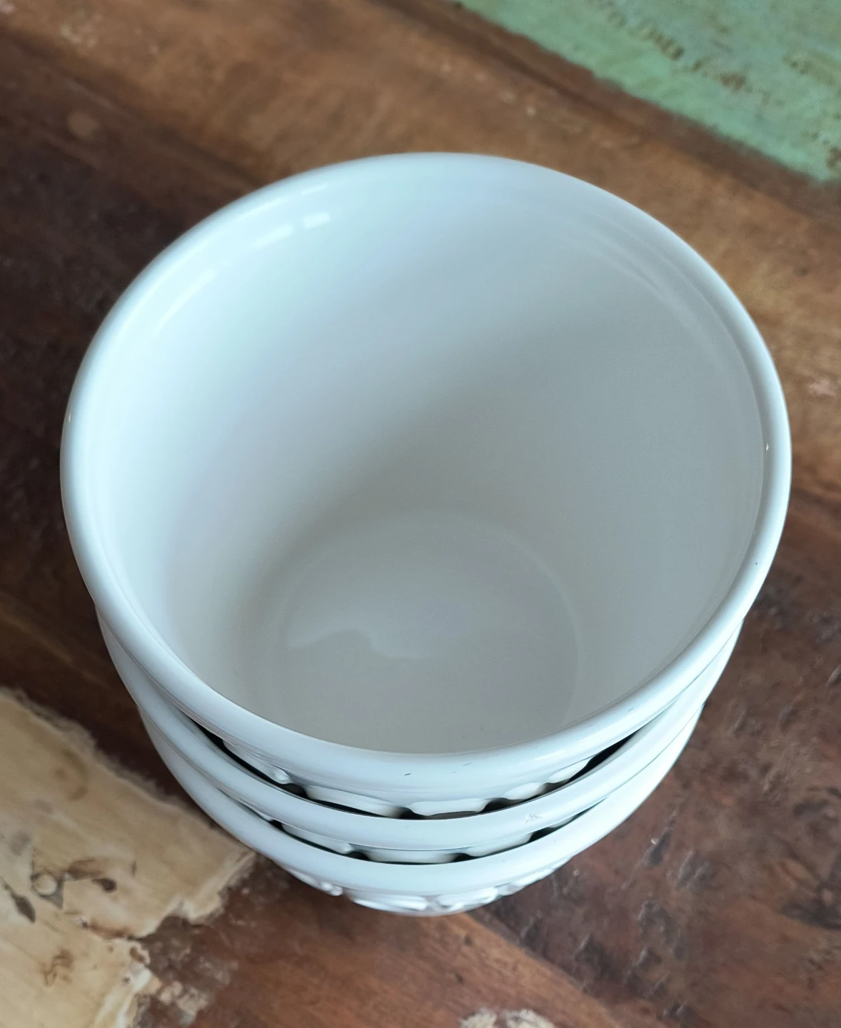Crate & Barrel White Popcorn Bowls - Set of 3 - photo 5