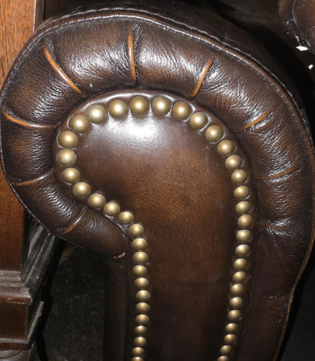 Lazy Boy Leather Loveseat & Matching Sofa - photo 3
