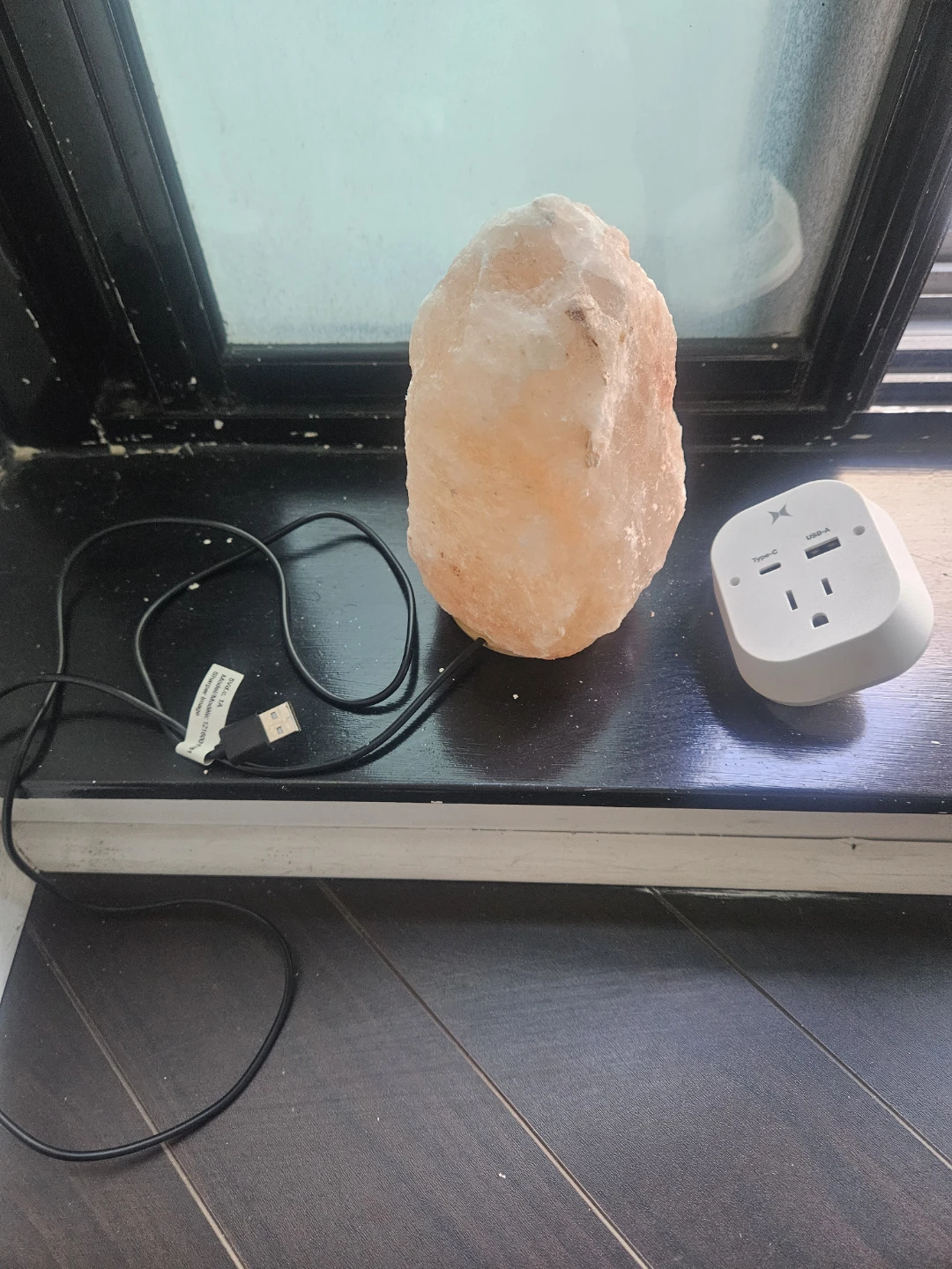 Himalayan Salt Lamp with USB - photo 2
