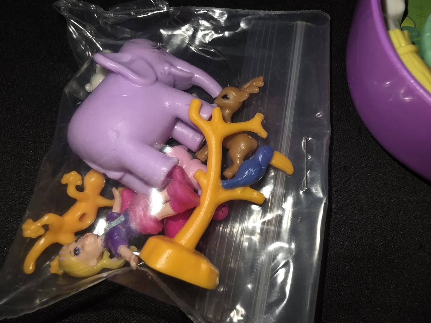 Polly Pocket Jungle Adventure Compact Playset - photo 3