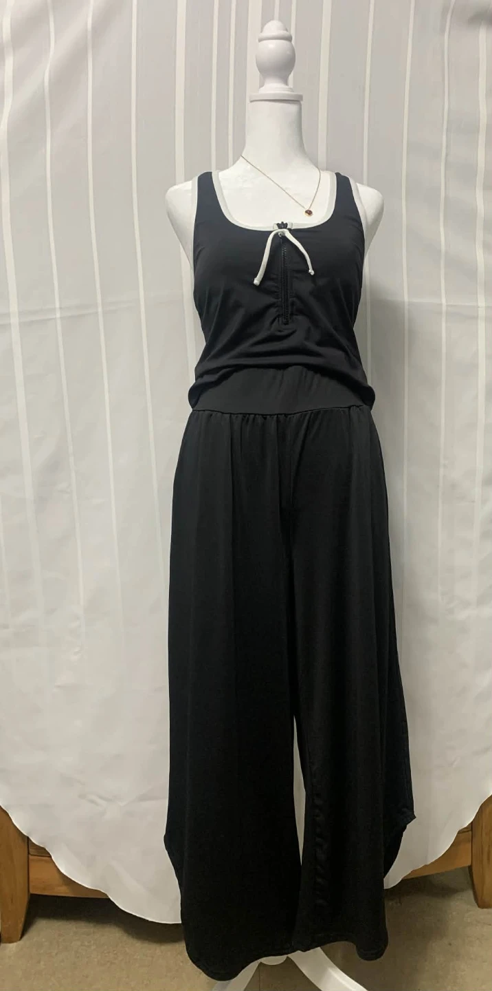 Black Wide Leg Cropped Pants