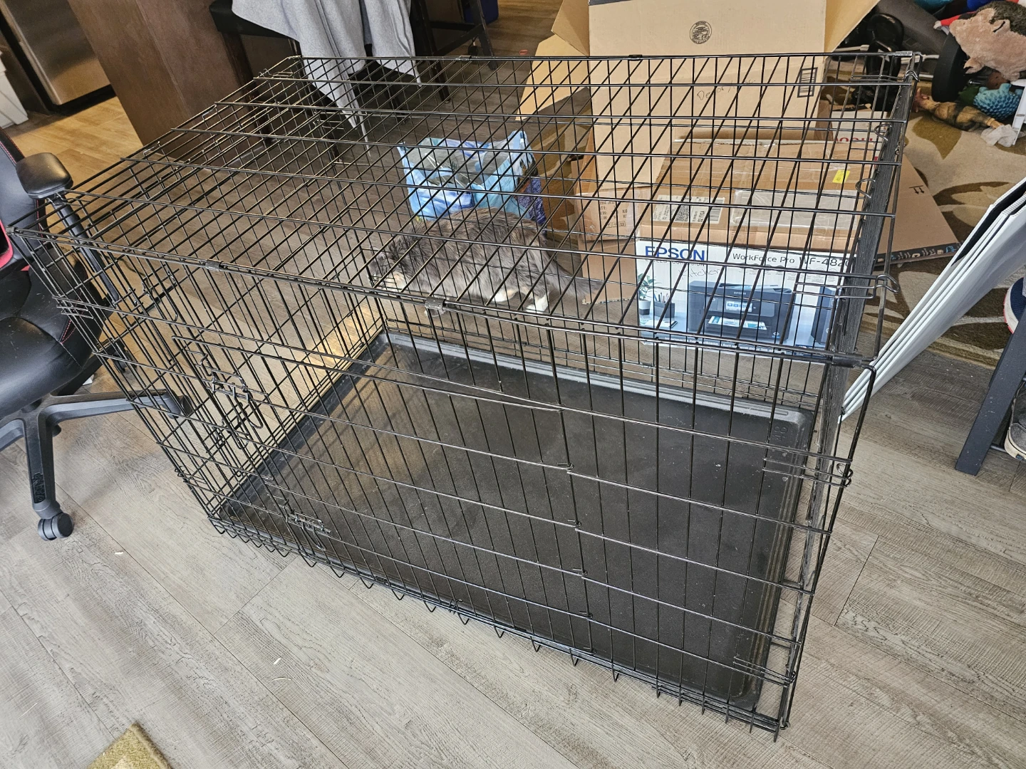 XL Black Wire Dog Crate with Tray - photo 2