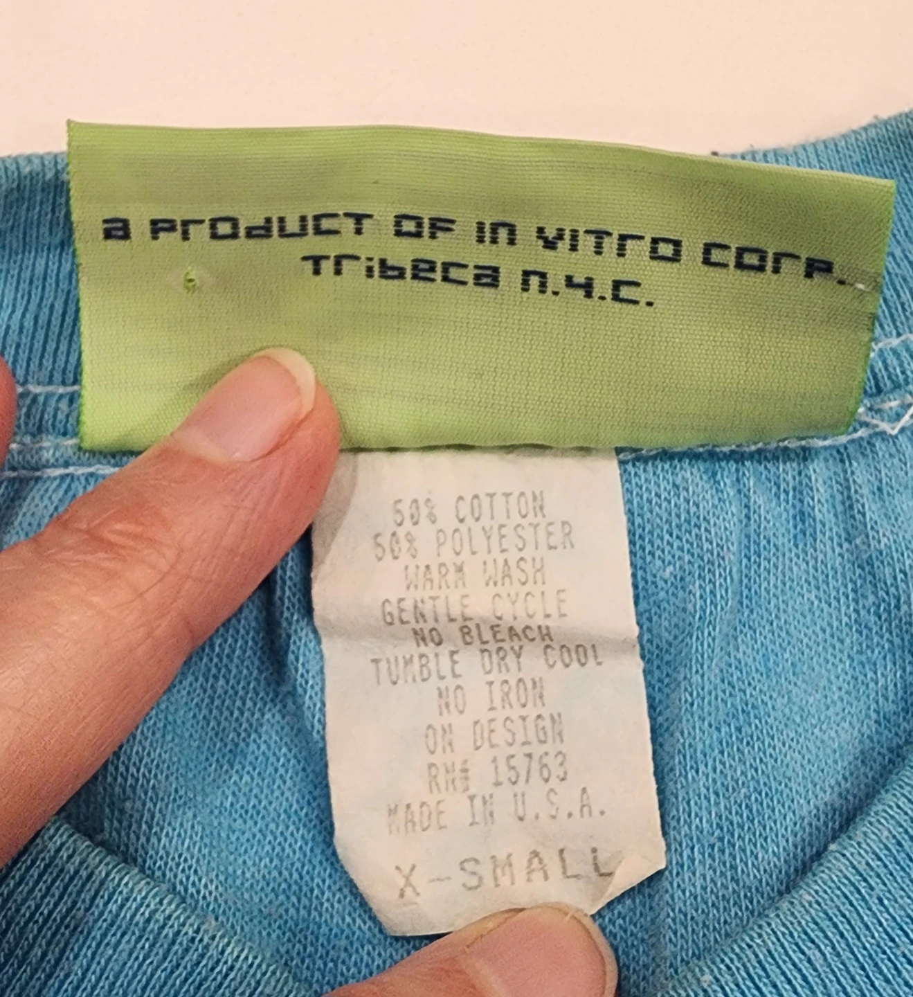 MADNESS - IN VITRO CORP. X-SMALL Blue Graphic T-Shirt - photo 4