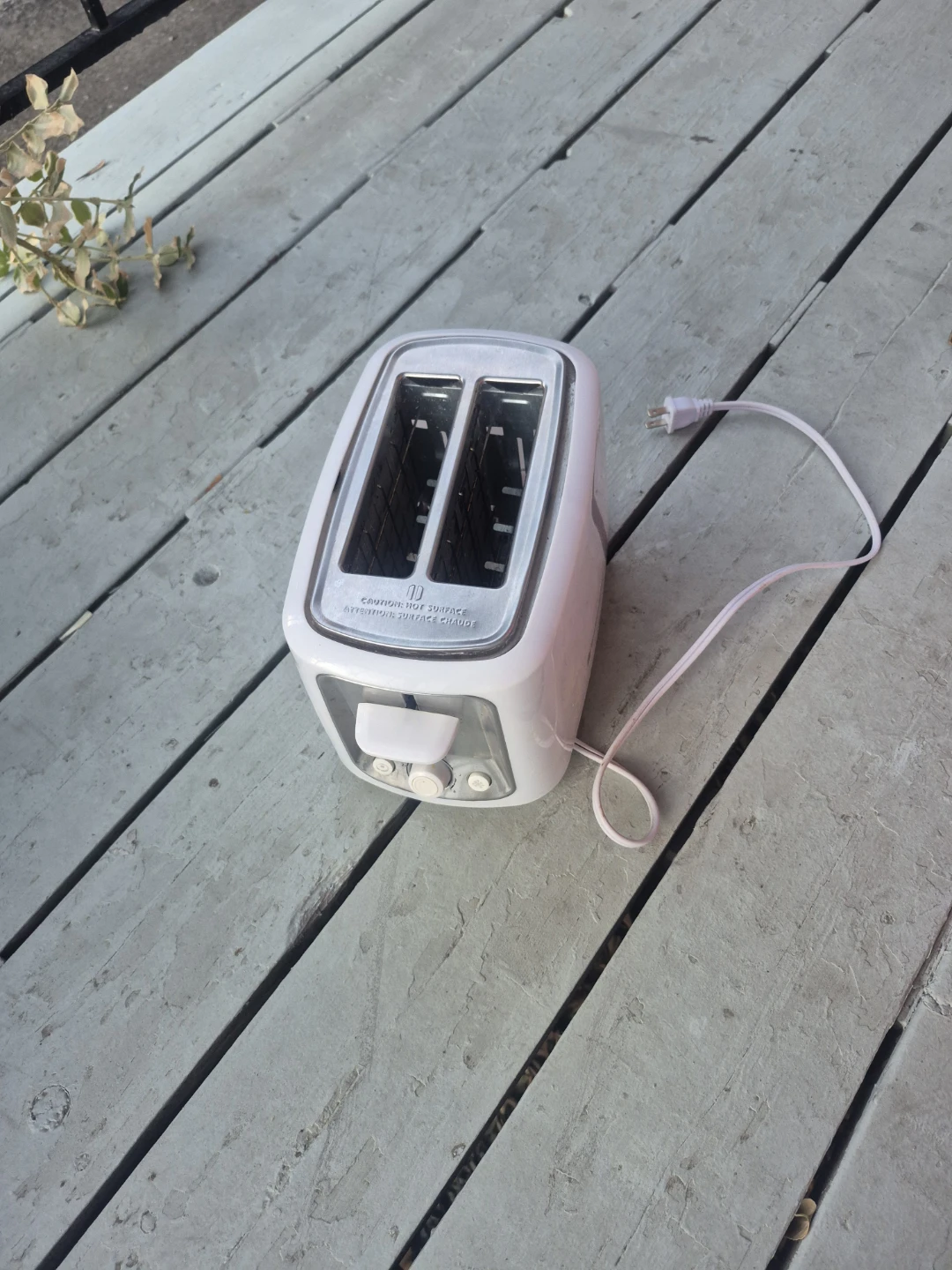 White 2-Slice Toaster - photo 2
