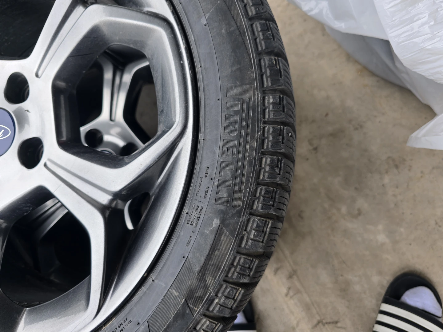Ford ecosport/fiesta mags and tire - photo 4