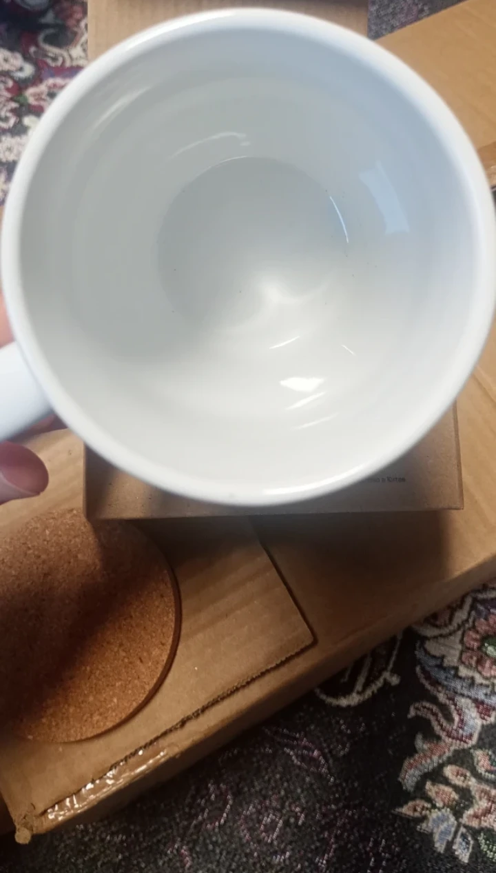 Set of White and Green Mug with Leaf Design - photo 4