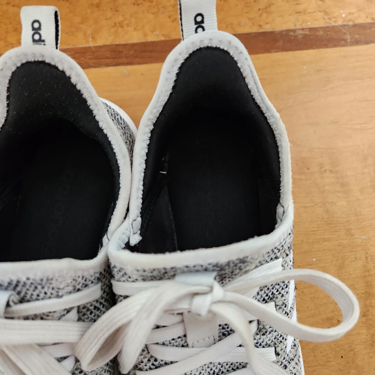 Adidas Cloudfoam Women's Running Shoes, Size 6 - photo 5