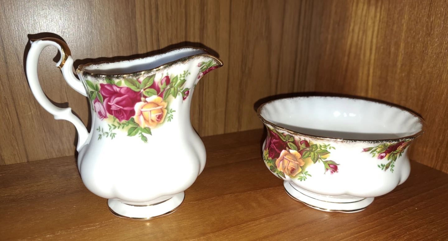 Royal Albert Old Country Roses Tea Set Pieces - photo 5