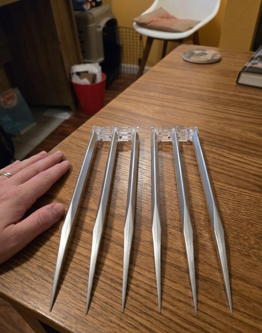 Wolverine Claws Prop Replica