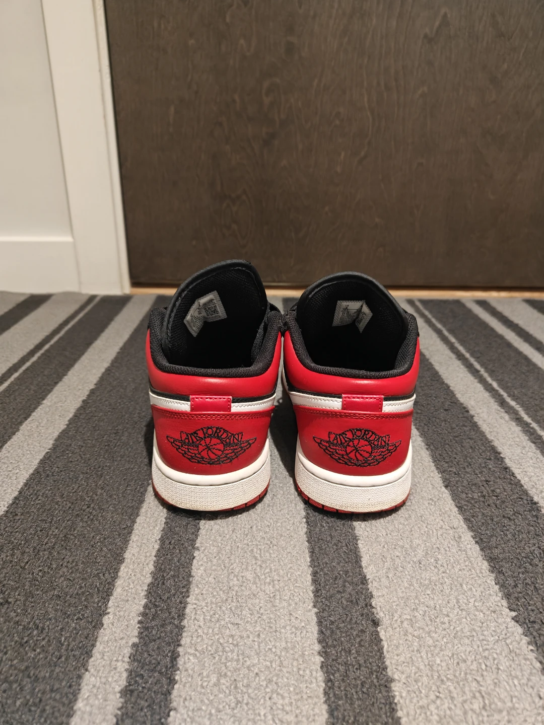 Nike Air Jordan 1 Low "Bred" sz 8 - photo 3