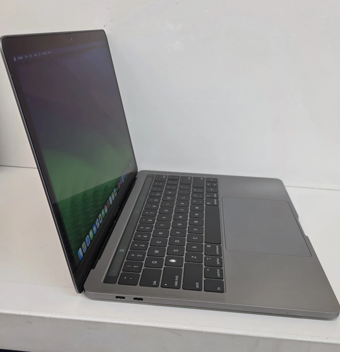 2019 Macbook Pro with TouchBar for sale - photo 2